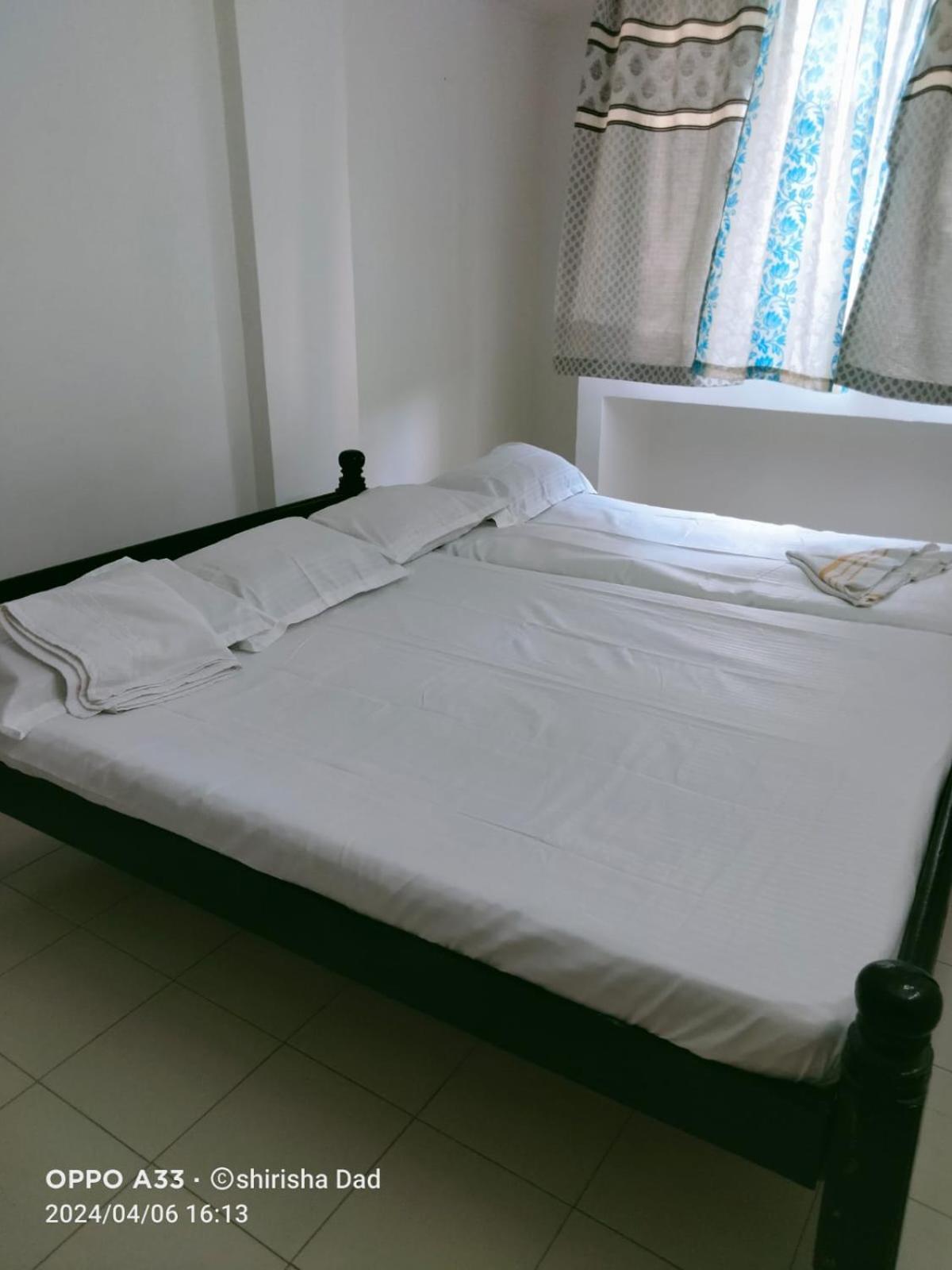Vasavi Nivas Hotel Tirupati Buitenkant foto